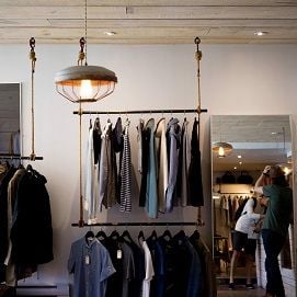 Retail sales bounce back thanks to cold winter