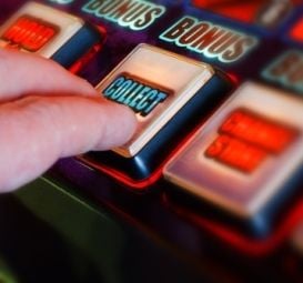 Pokies giants Ainsworth and Aristocrat to duke it out in the Federal Court
