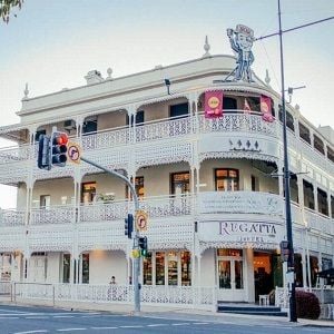 Coles and Australian Venue Co extend leases with HPI