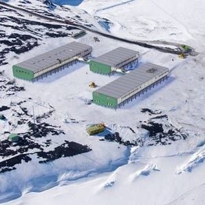 Brisbane builder Canstruct vies for Antarctic base project