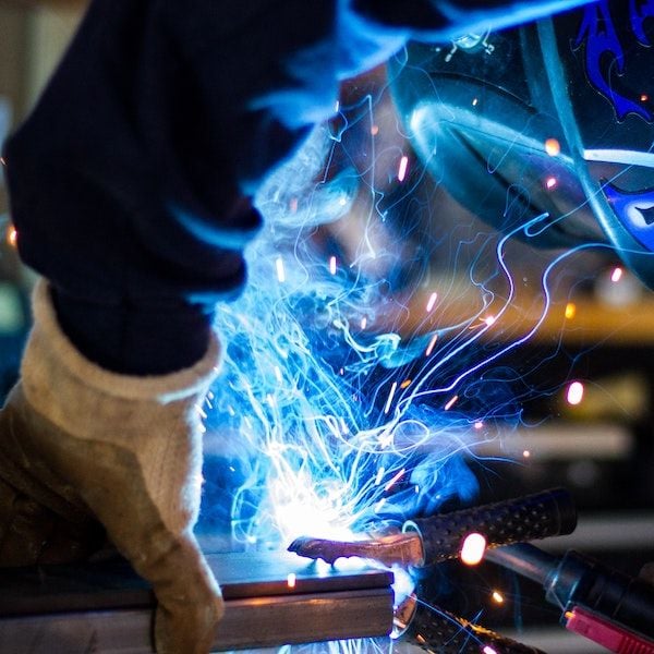 Coronavirus slams the brakes on Australian manufacturing