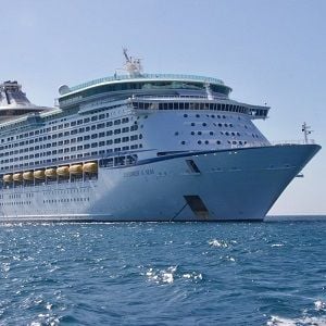 Queensland to send away foreign flagged cruise ships Queensland to send away foreign flagged cruise ships