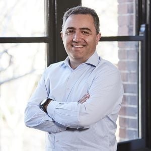 Domain pays staff salaries in shares to overcome cost troubles