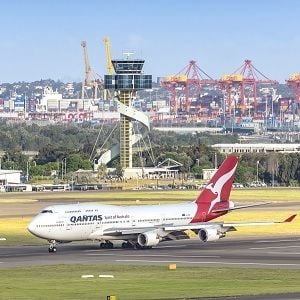 Sydney Airport traffic crashes 97.5 per cent Sydney Airport traffic crashes 97.5 per cent