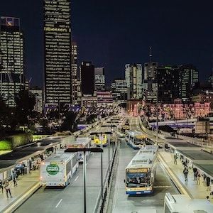 Victorians to be barred from entering Queensland