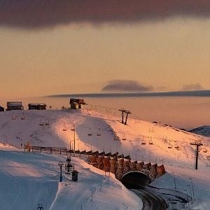 Hotham and Falls Creek ski fields closed for the season