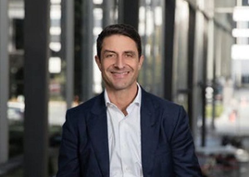Qantas lets go of international CEO Tino La Spina