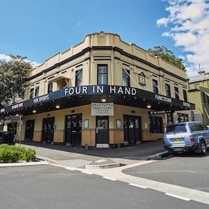Public health warning issued for Paddington pub Public health warning issued for Paddington pub