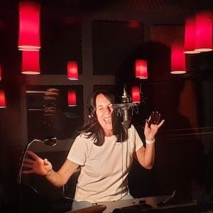 Gold Coast studio Bignote Productions to host prestigious songwriting camp