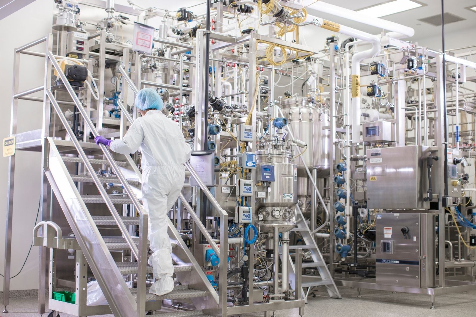 CSL to build $800m flu vaccine facility in Melbourne