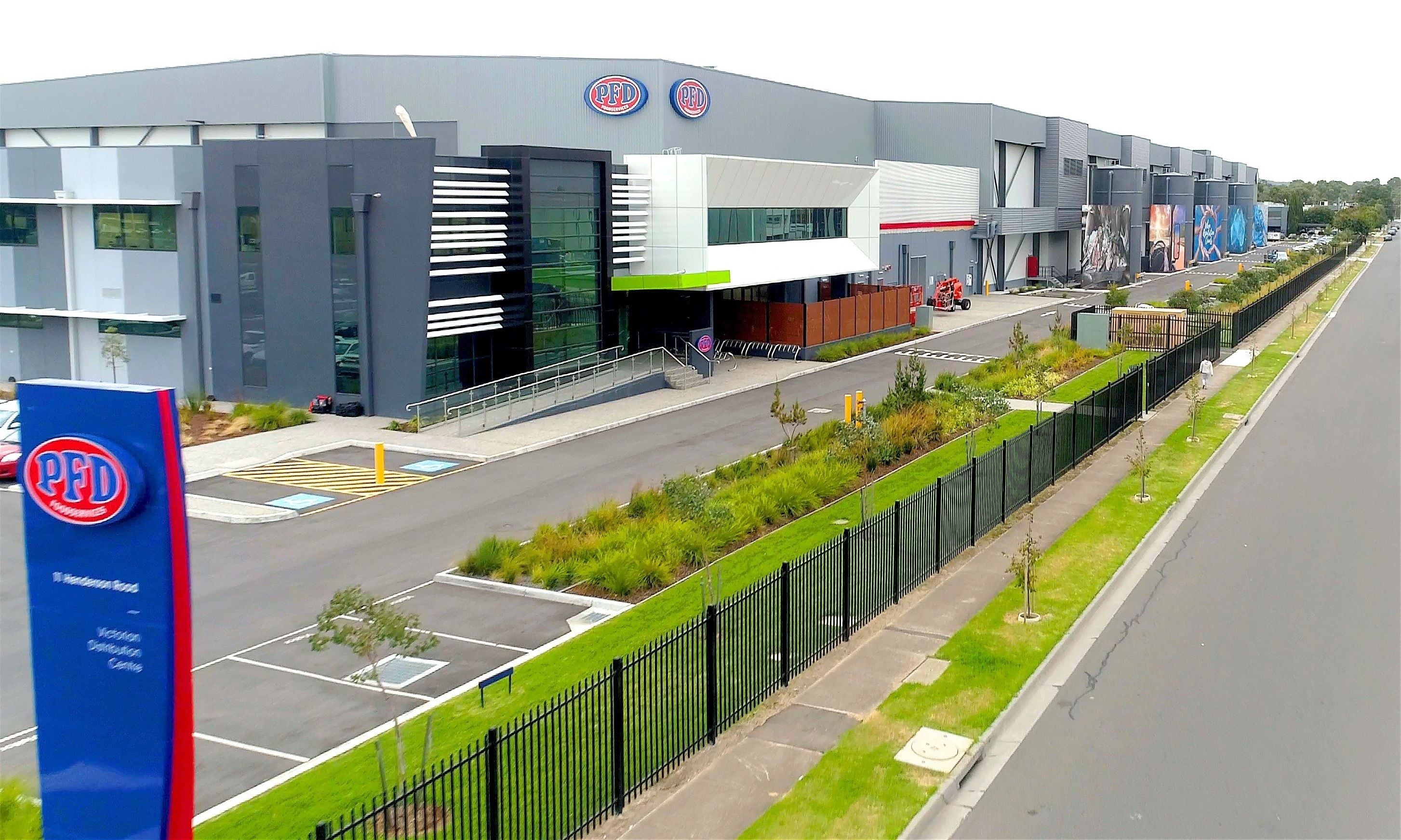 Competition watchdog raises red flag over Woolworths' $552m foodservice acquisition