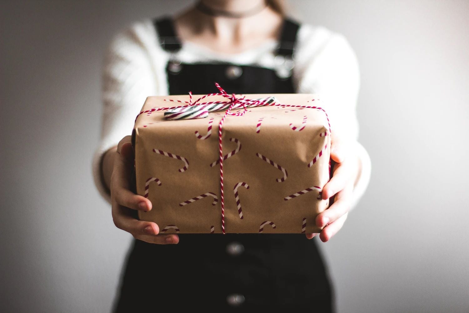 Online Christmas shopping soared 27 per cent in 2020