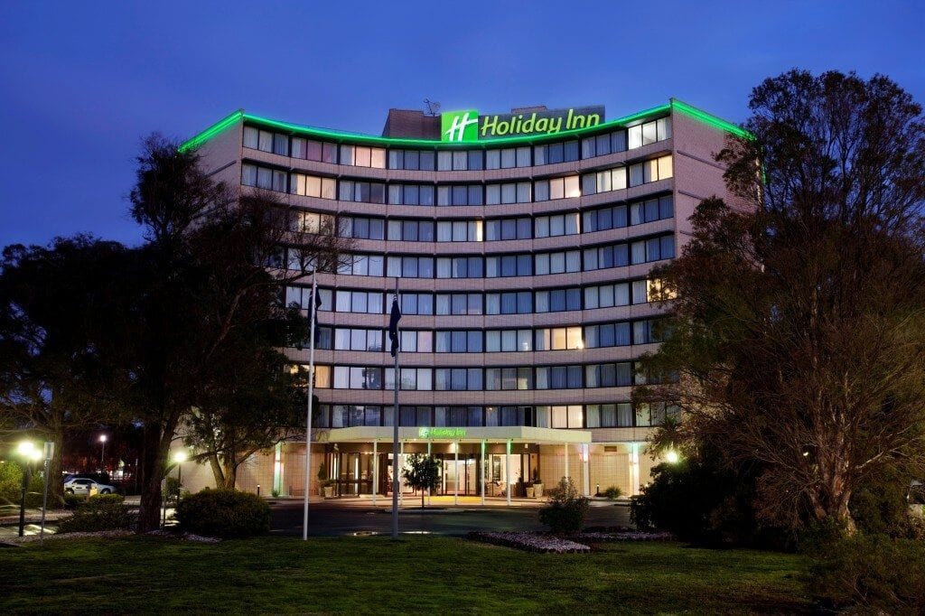 Melbourne Holiday Inn quarantine facility to close