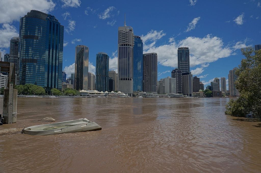 Brisbane flood victims to receive $440m in partial settlement with dam operators