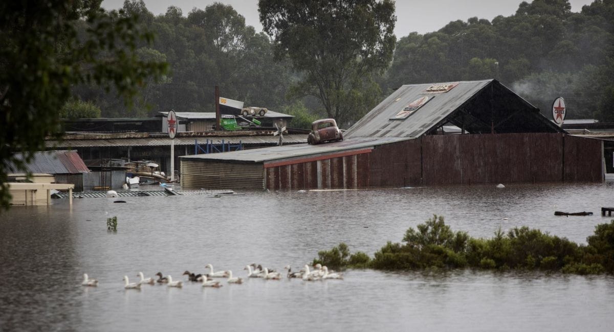 Suncorp Forecasts Up To $250m In Flood Damage Claims