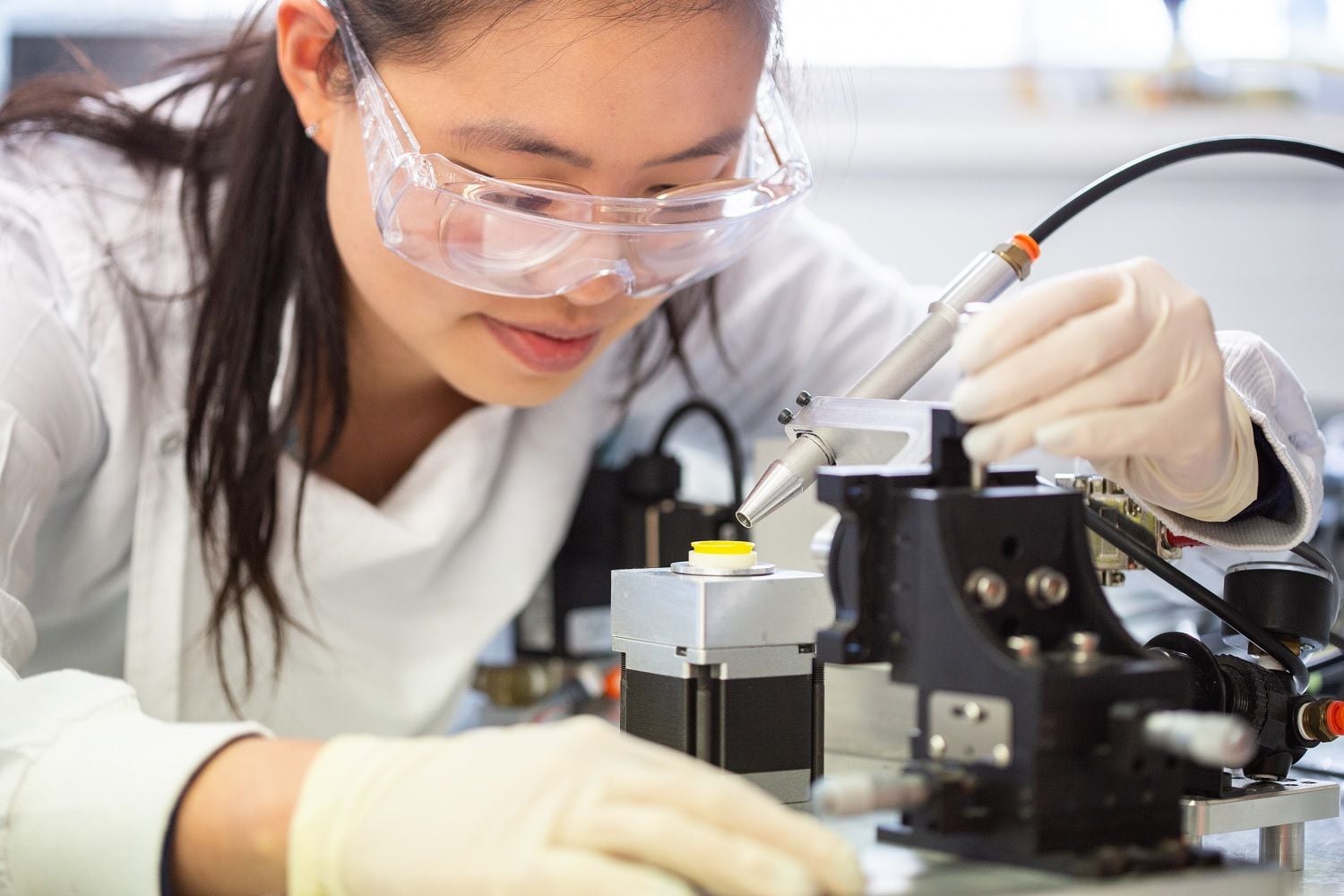 Vaxxas' COVID patch tests offer hope to vaccinate billions globally