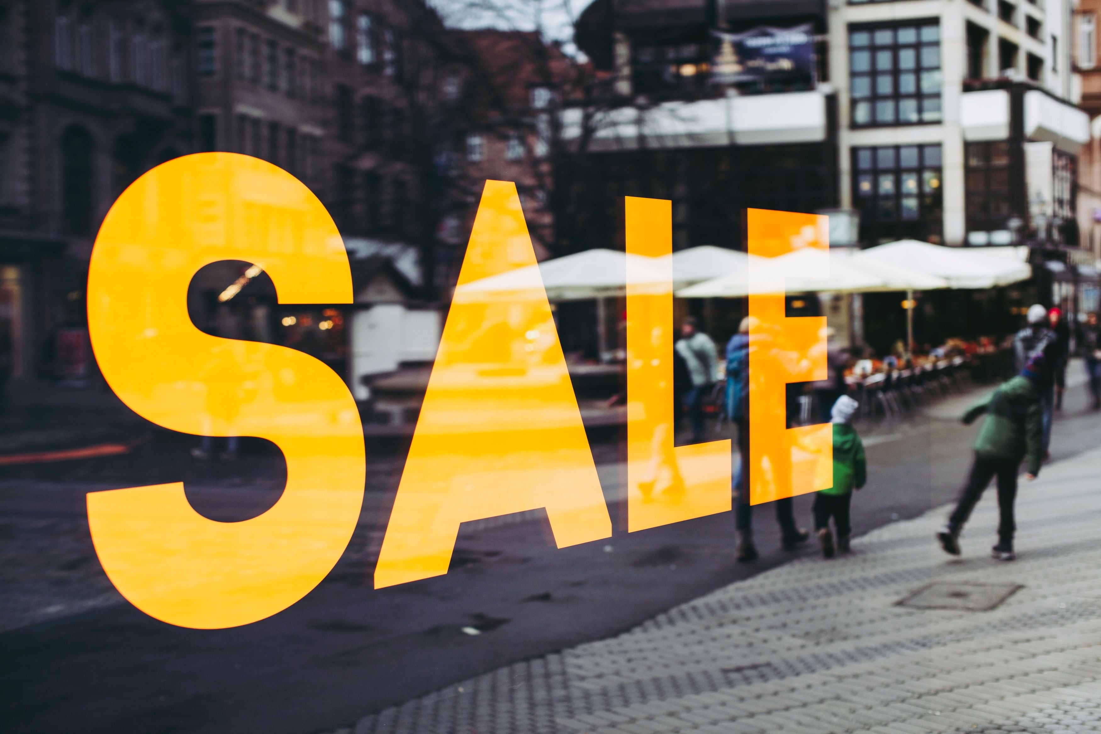 Online sales lose momentum, down $1 billion a month from COVID peak