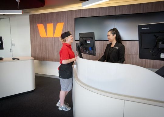 Westpac completes $725m sale of insurance business to Allianz