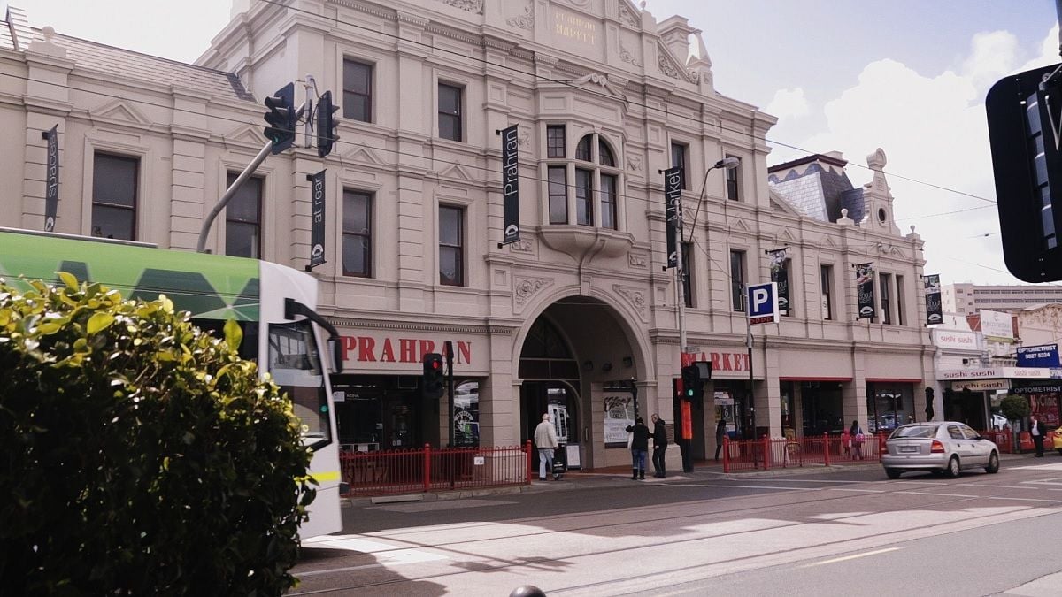 26 new cases for Victoria as alerts issued for Prahran Market 26 new cases for Victoria as alerts issued for Prahran Market
