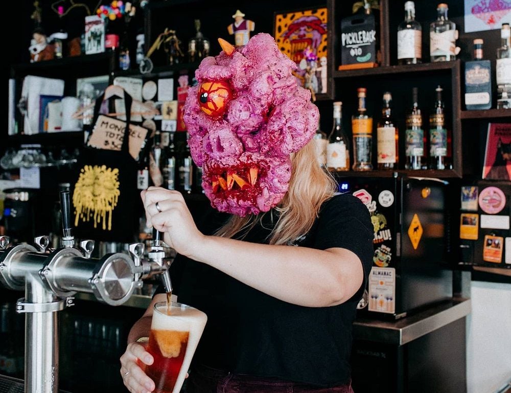 Liquor licensing fee waiver and COVID cleaning rebate among new schemes in QLD $70m support deal Liquor licensing fee waiver and COVID cleaning rebate among new schemes in QLD $70m support deal