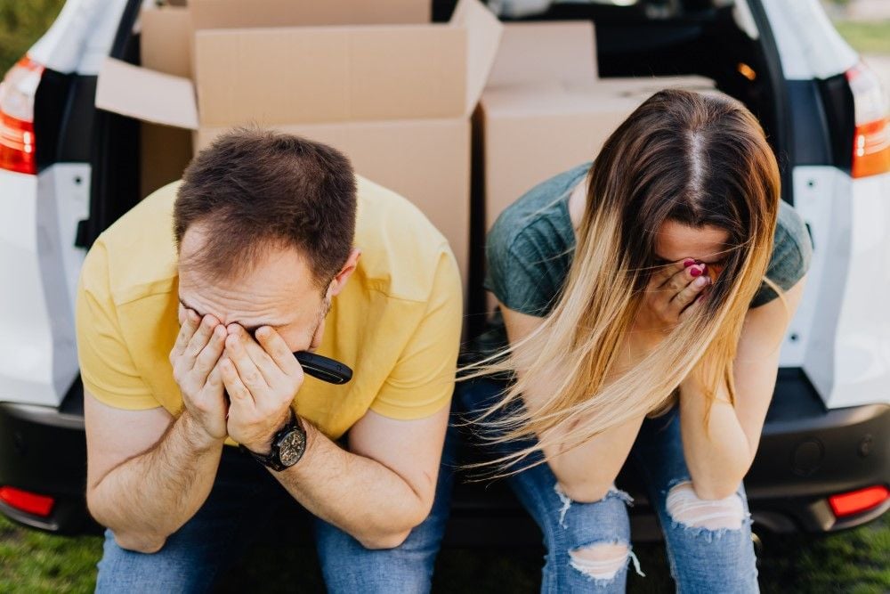 QLD relocation spike prompts two-week pause on interstate hotel quarantine arrivals QLD relocation spike prompts two-week pause on interstate hotel quarantine arrivals