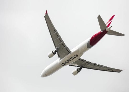 Qantas posts $1.82 billion loss, plans international travel restart from December