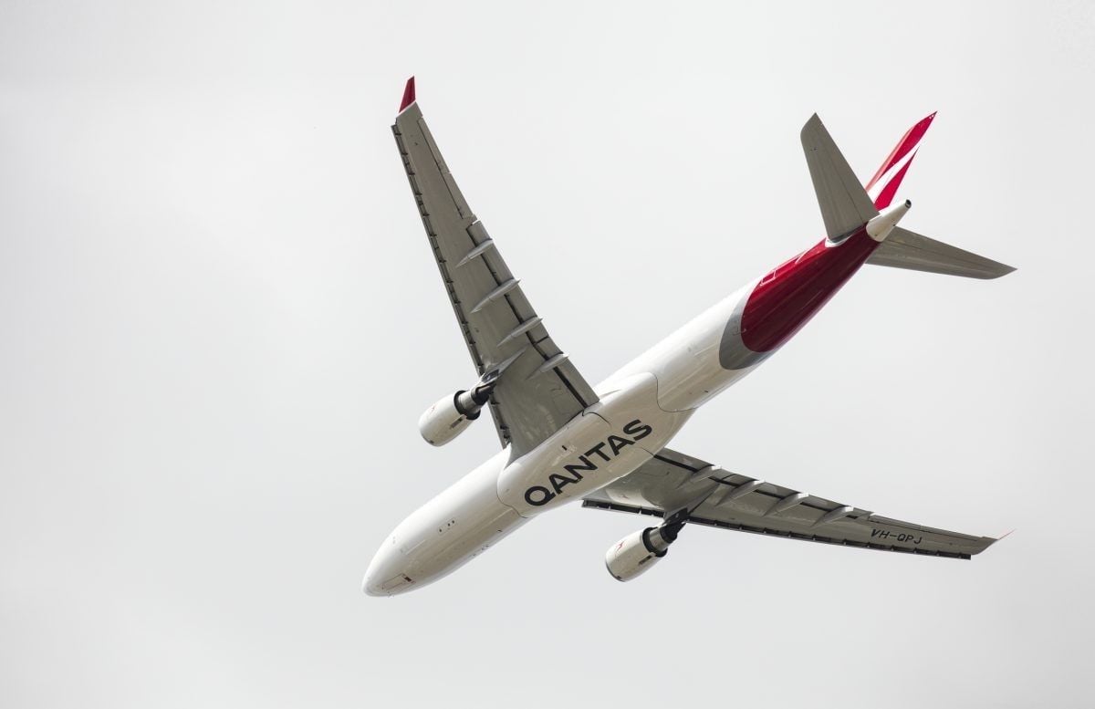 Qantas posts $1.82 billion loss, plans international travel restart from December