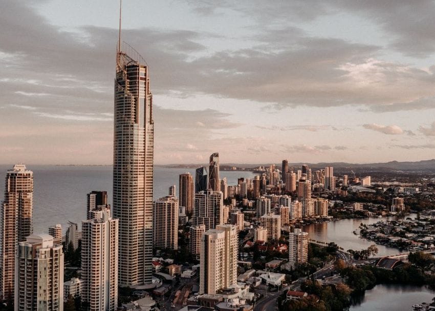 Gold Coast tourism sector records $1 billion in losses