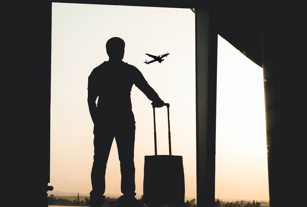 Pack your suitcase: 'Do not travel' advice lifted for outbound Aussies Pack your suitcase: 'Do not travel' advice lifted for outbound Aussies