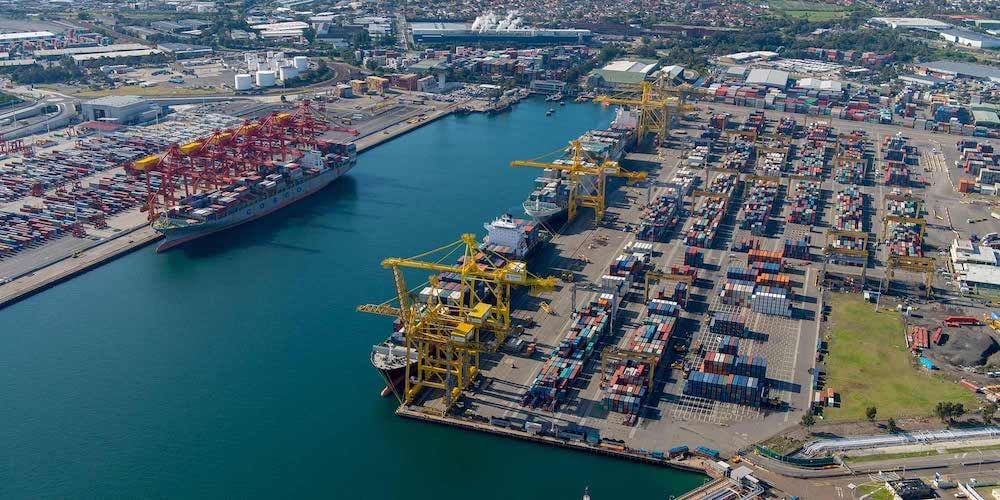 ACCC: Global container trade disruptions a crisis for Australian businesses