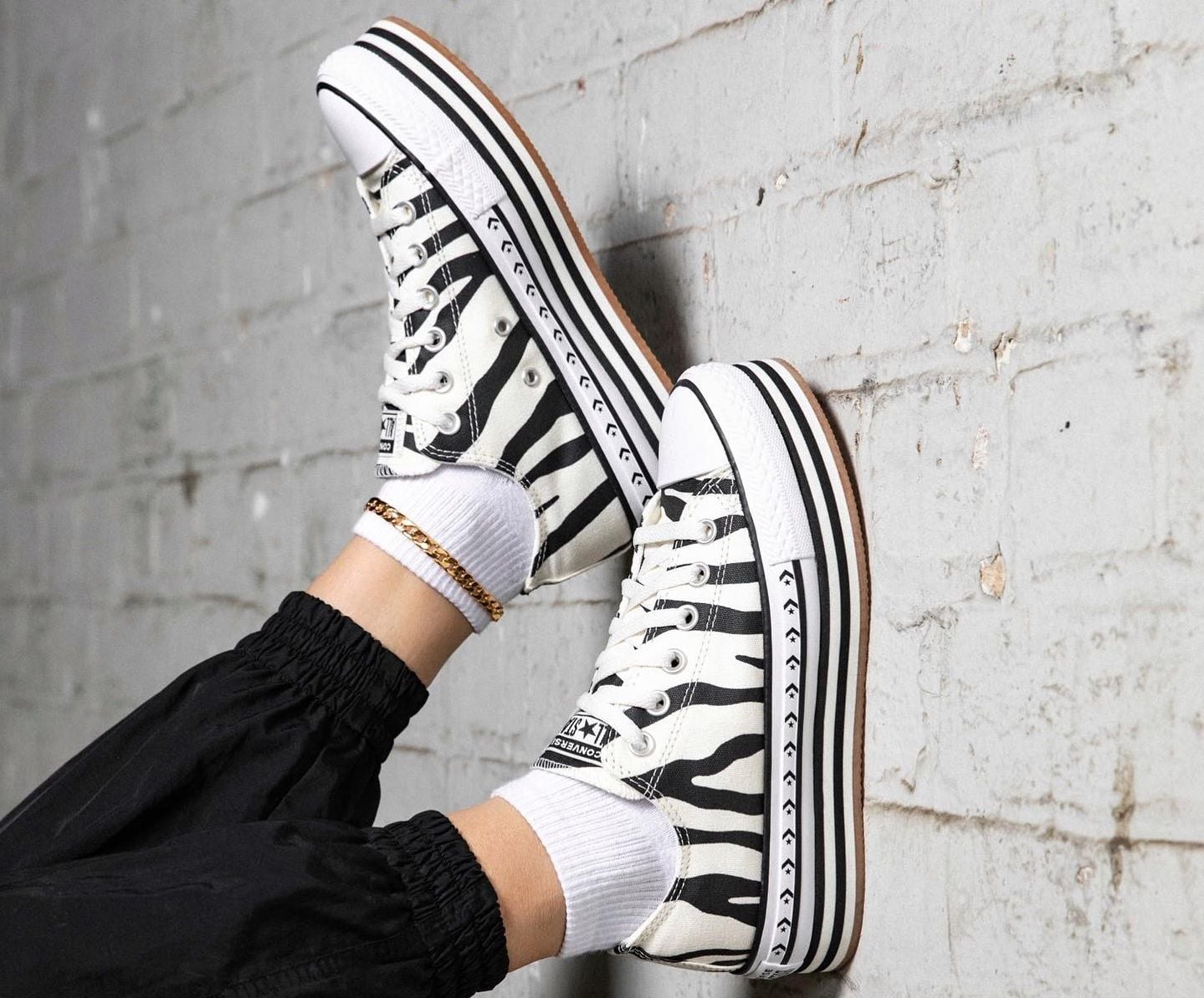 Footwear retailer Accent Group shares wear down as lockdowns cut $40m from earnings