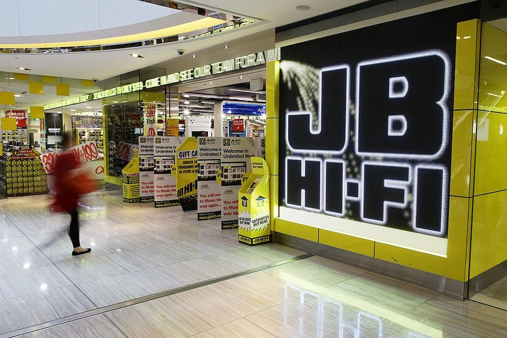 JB Hi-Fi online sales surpass $1 billion in six months, $250m share buyback flagged