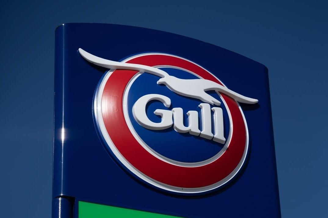 Ampol to trade in one NZ petrol brand for another in $475m Gull offload