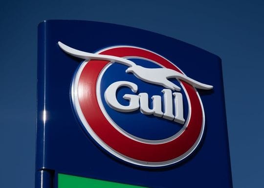 Ampol to trade in one NZ petrol brand for another in $475m Gull offload