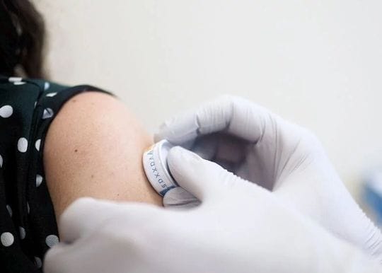 Brisbane’s Vaxxas kicks off clinical trials for needle-free COVID vaccine technology