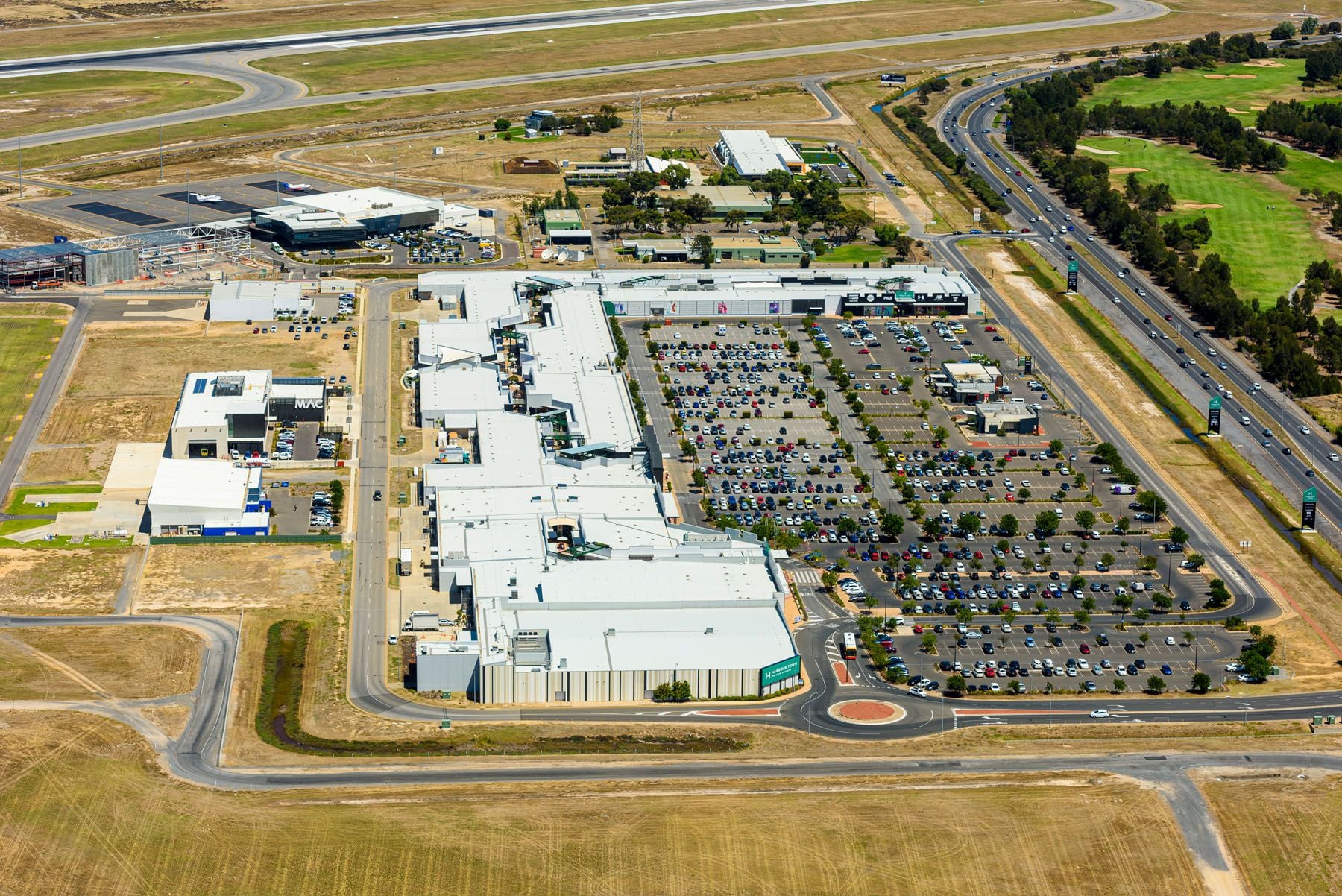 Lewis Land selling Harbour Town Adelaide in major shake-up of retail portfolio as buyers line up