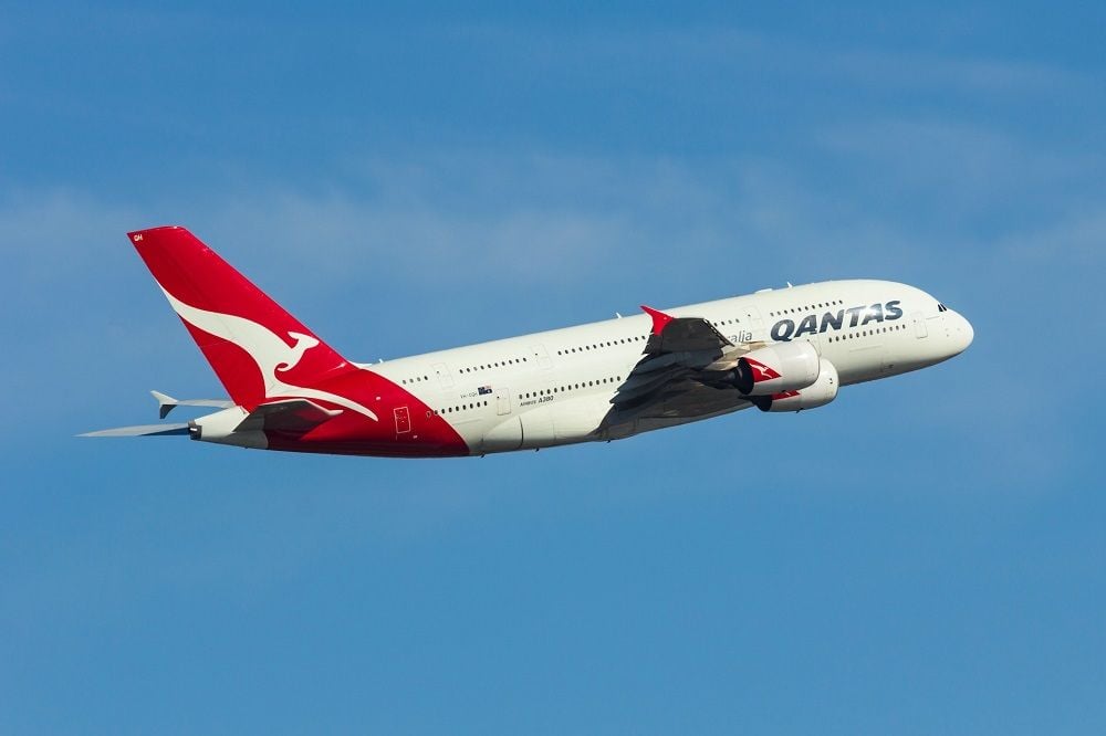 Qantas rewards staff and customers ahead of investors after landing $1.7b profit