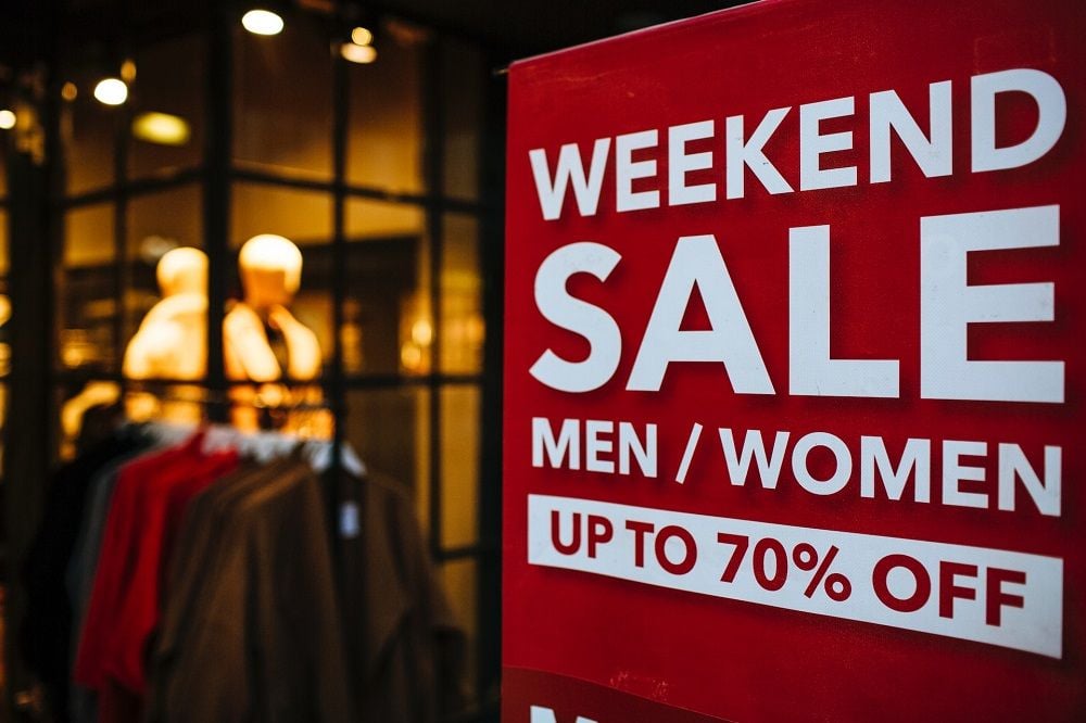 Digital sales take a $2.9b hit in the third quarter but travel spending still flying high
