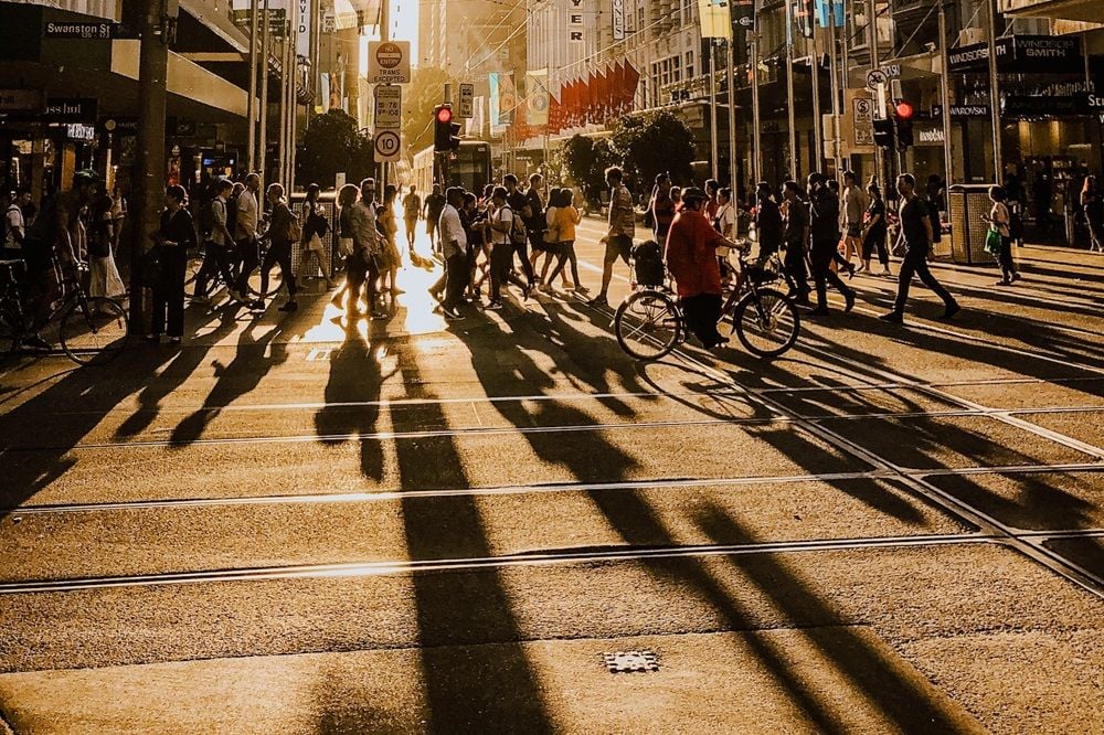 The 7 charts that show Australians struggling as saving falls to near zero