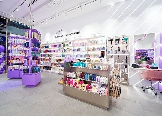 Oz Hair and Beauty’s 10-store rollout taps into emerging ‘bricks and clicks’ retail trend