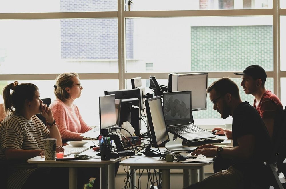 Cost of living elevates salaries and perks as key drivers of employee retention in 2024
