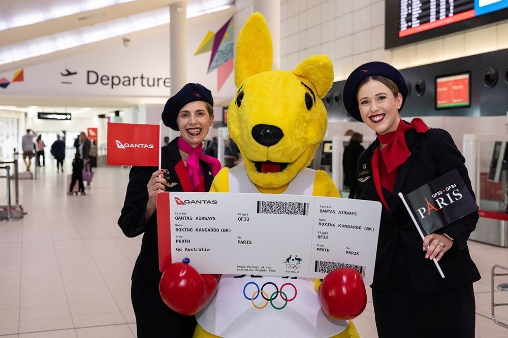 Bonjour Paris: Qantas launches third direct flight to Europe from Perth