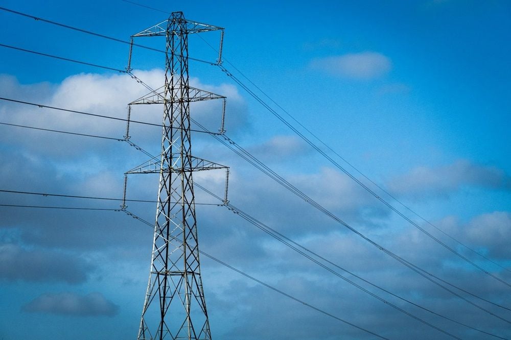 Macquarie Bank fined a record $4.9m over suspicious energy futures trading