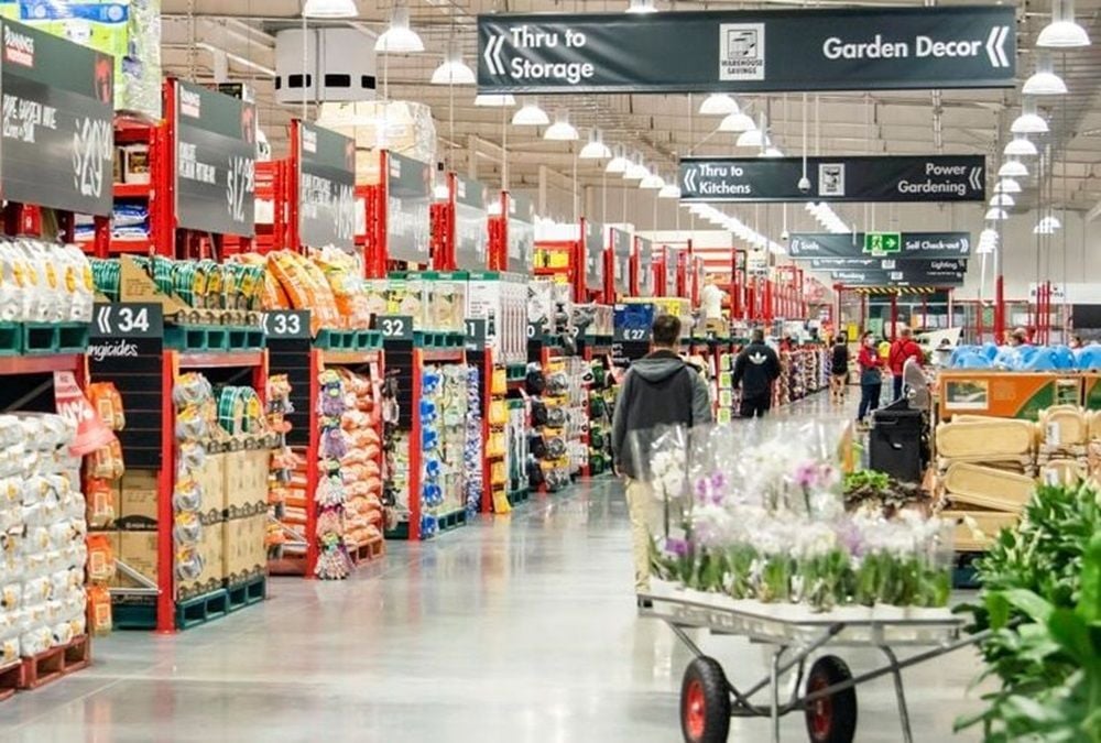 Bunnings to fight findings that facial-recognition technology breached customer privacy