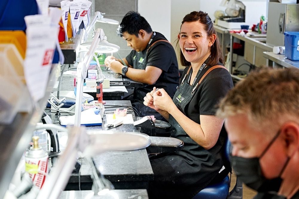How Fox Implant Centres enhances dental implants with Fixed-on-X system