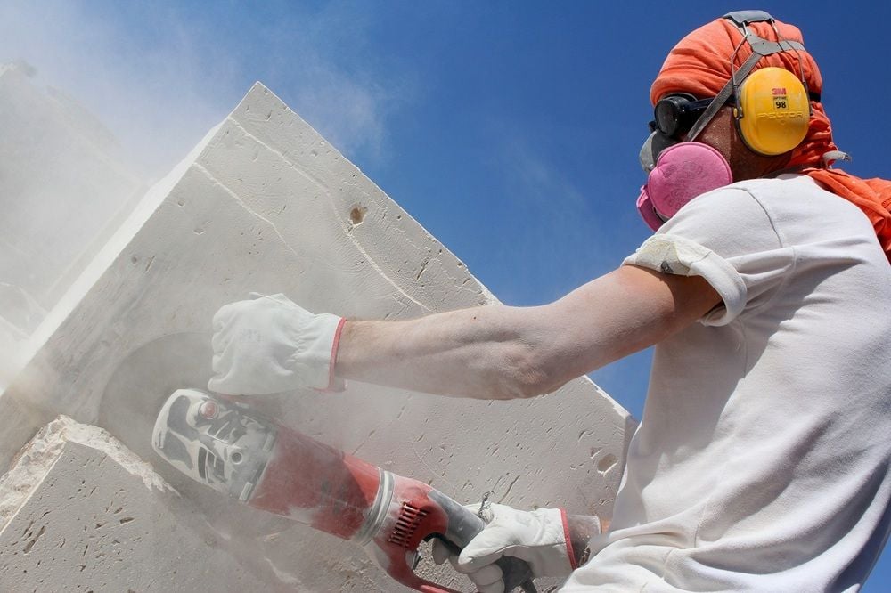 UNSW researchers develop AI-driven breath test for early detection of deadly silicosis