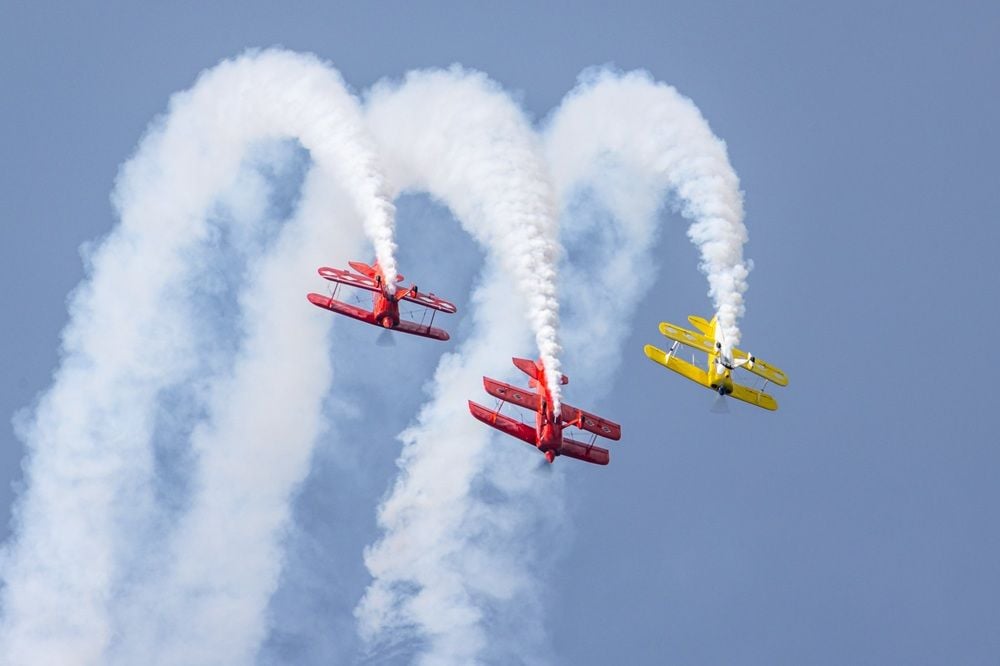 Beach erosion leads to Gold Coast airshow cancellation