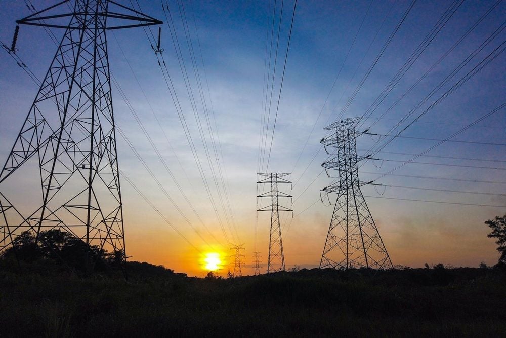 Service Stream powers up energy transition push with $8m acquisition of Queensland's RIE Group
