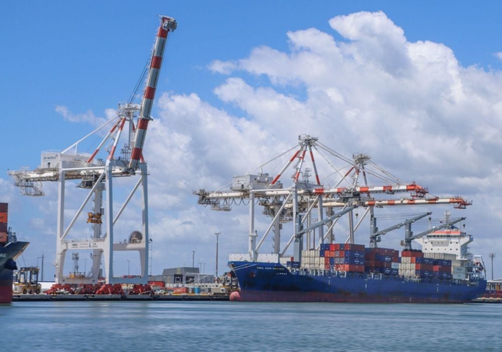 Trade balance in deficit for first time since 2017 as mining woes, AI imports and fuel costs collide