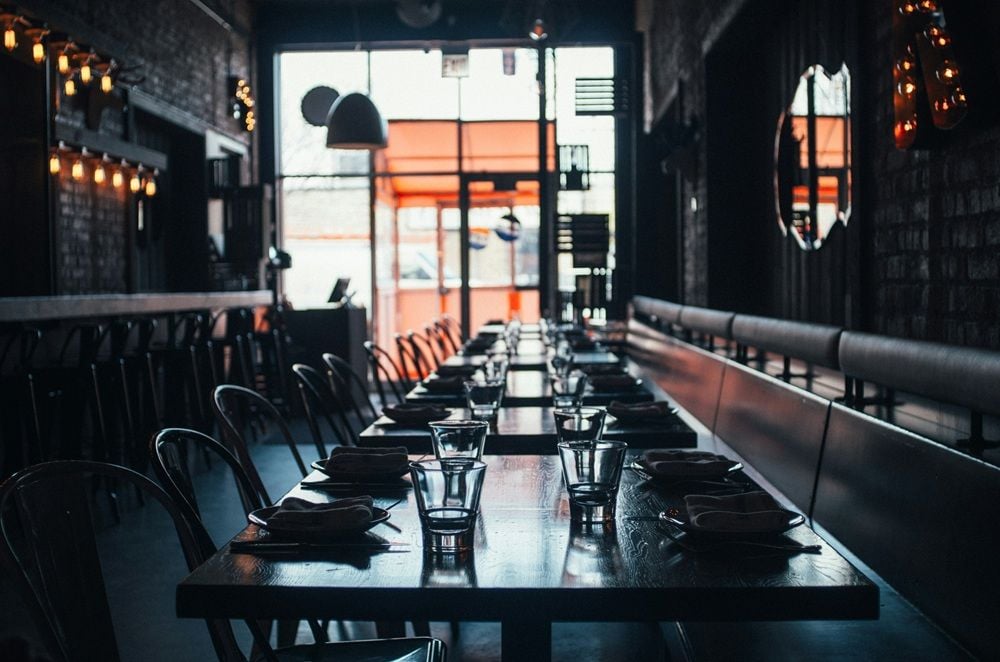 More than half of diners say restaurant cancellation fees are excessive, survey finds